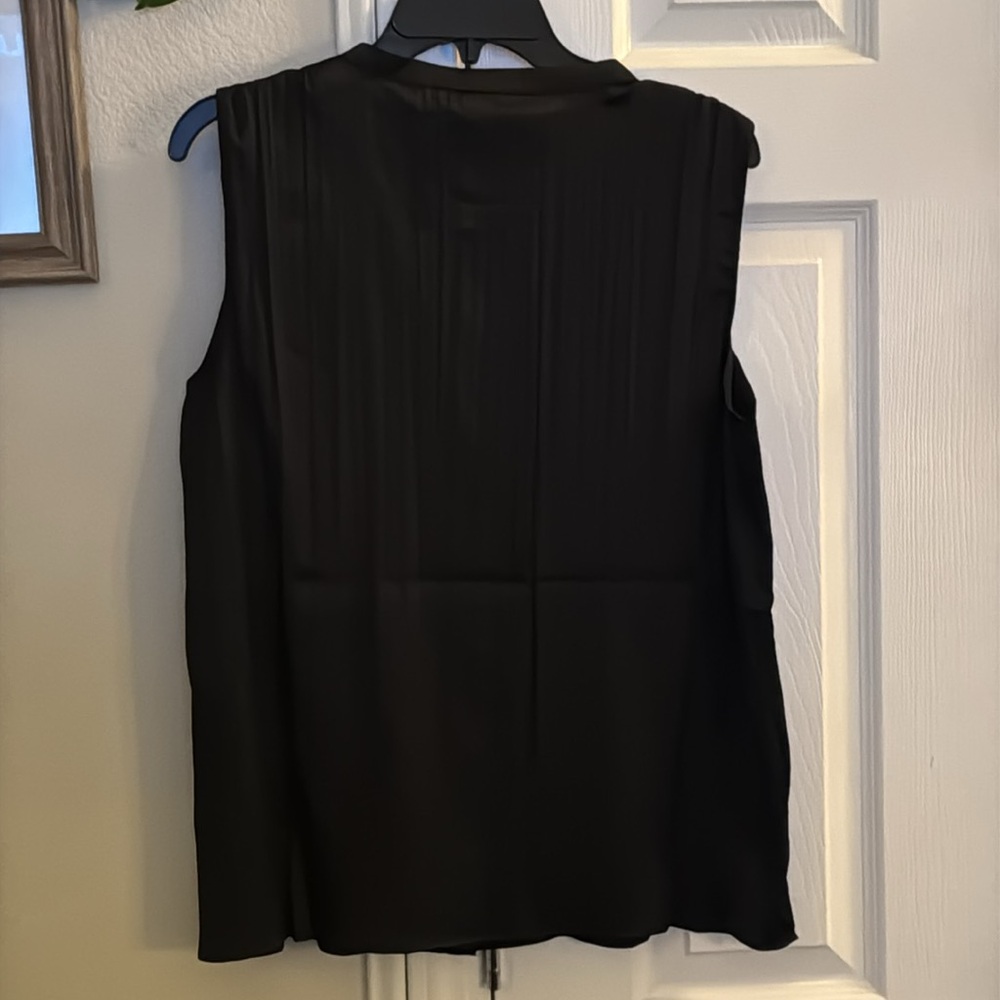 DKNY Blouse - Picture 8 of 9